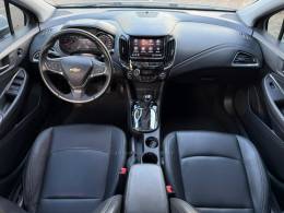CHEVROLET - CRUZE - 2022/2023 - Branca - R$ 114.900,00