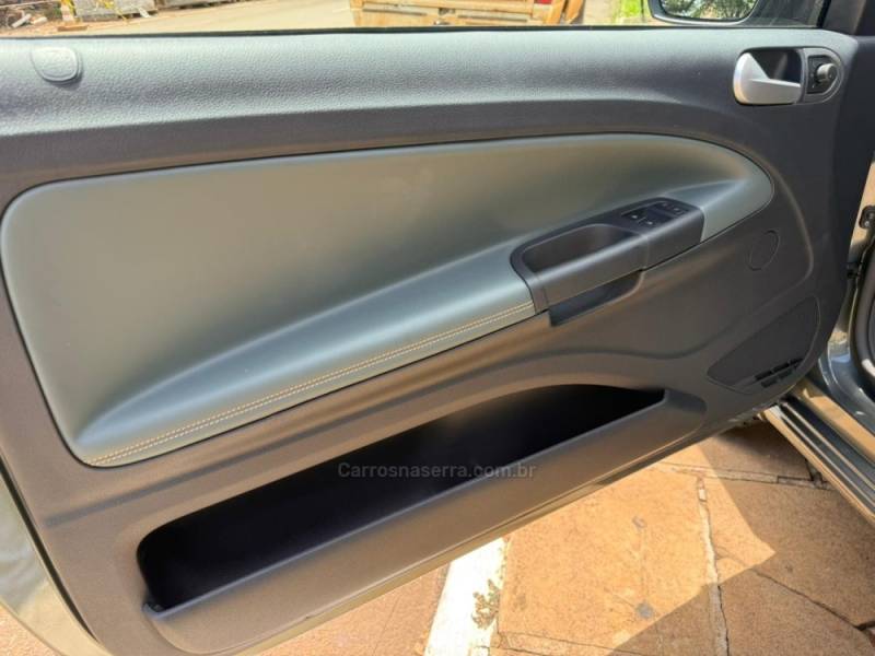 VOLKSWAGEN - SAVEIRO - 2024/2025 - Cinza - R$ 112.900,00