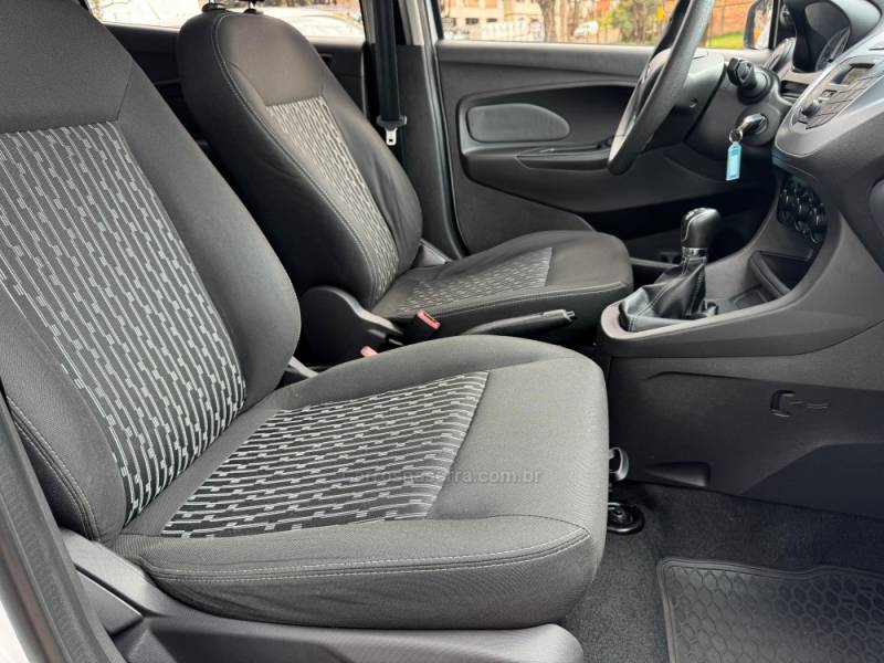 FORD - KA - 2017/2018 - Branca - R$ 41.990,00