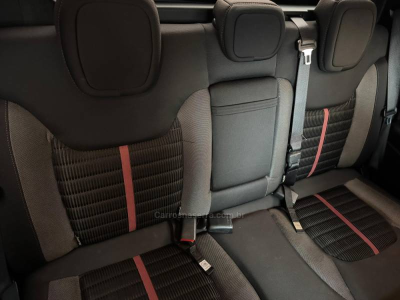 FIAT - TORO - 2016/2016 - Vermelha - R$ 92.900,00