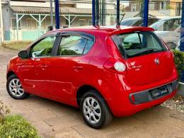 FIAT - PALIO - 2015/2016 - Vermelha - R$ 41.900,00