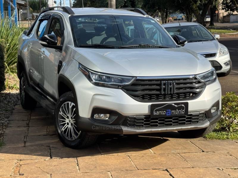 FIAT - STRADA - 2023/2023 - Prata - R$ 113.900,00