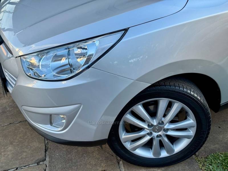 HYUNDAI - IX35 - 2013/2014 - Prata - R$ 72.900,00
