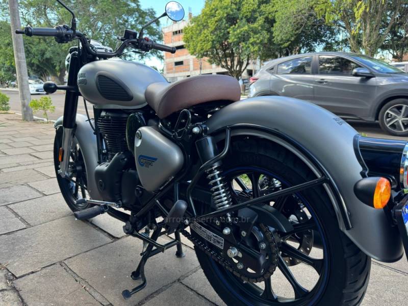 ROYAL ENFIELD - CLASSIC - 2022/2023 - Cinza - R$ 22.900,00