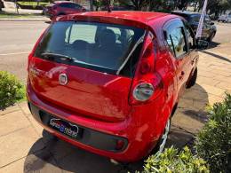 FIAT - PALIO - 2015/2016 - Vermelha - R$ 41.900,00