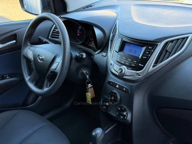 HYUNDAI - HB20 - 2013/2014 - Prata - R$ 53.900,00
