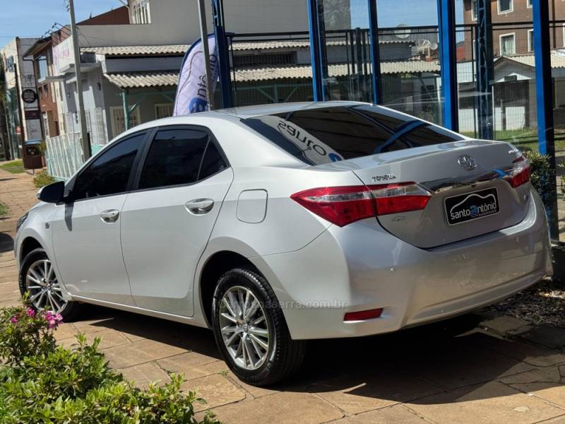 TOYOTA - COROLLA - 2015/2016 - Prata - R$ 79.900,00