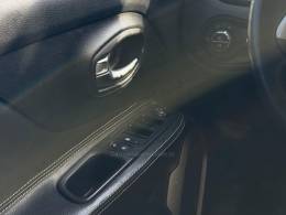 JEEP - RENEGADE - 2016/2016 - Preta - R$ 74.900,00