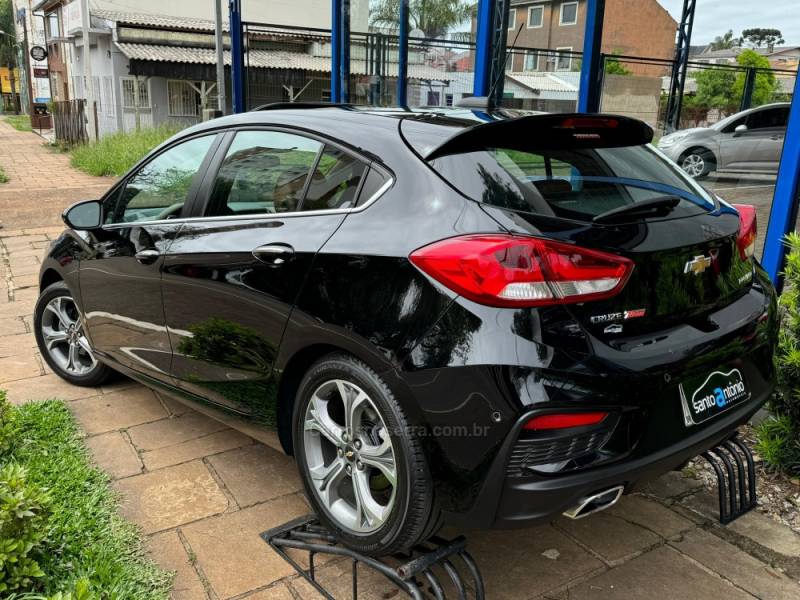 CHEVROLET - CRUZE - 2020/2020 - Preta - R$ 115.900,00