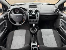 FORD - FIESTA - 2012/2013 - Branca - R$ 34.900,00