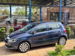 VOLKSWAGEN - FOX - 2015/2016 - Azul - R$ 51.900,00