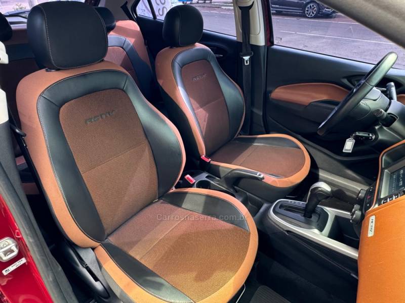 CHEVROLET - ONIX - 2018/2018 - Vermelha - R$ 67.900,00