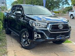 TOYOTA - HILUX - 2019/2019 - Preta - R$ 209.900,00