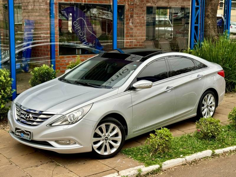 HYUNDAI - SONATA - 2011/2012 - Prata - R$ 69.900,00