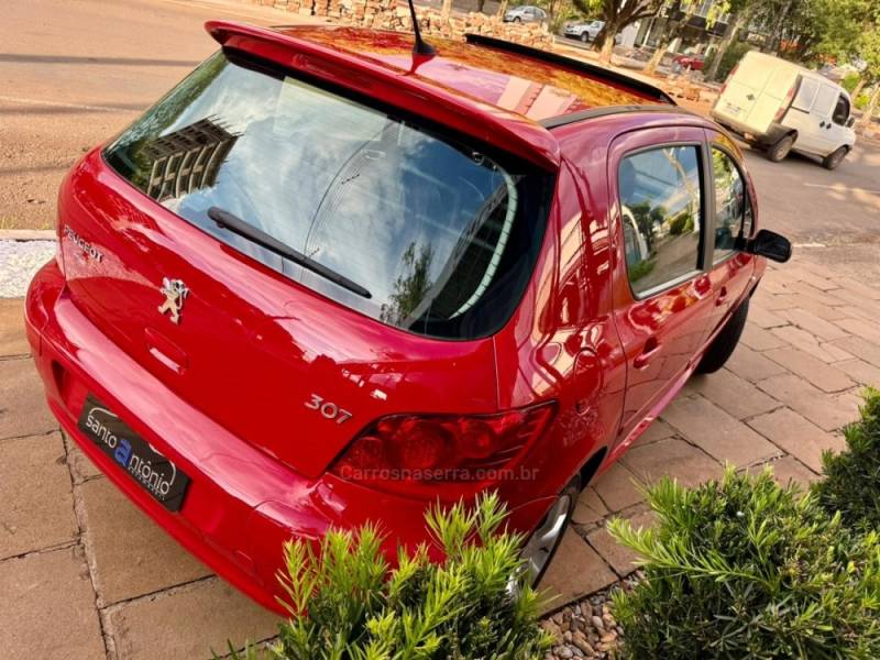 PEUGEOT - 307 - 2009/2010 - Vermelha - R$ 26.900,00