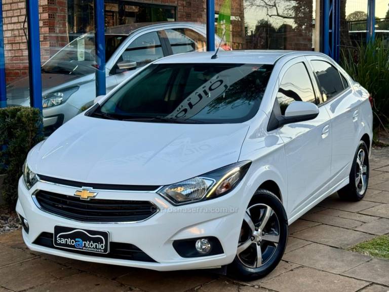 CHEVROLET - PRISMA - 2018/2019 - Branca - R$ 68.900,00